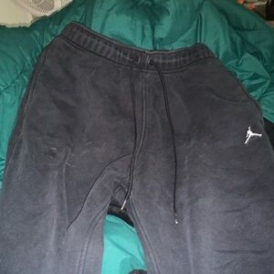 think black drawstring Jordan sweatpants size M
